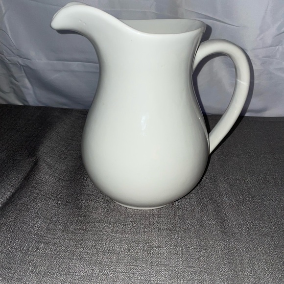 Ceramic farmhouse style  pitcher 2 liter - Picture 6 of 8